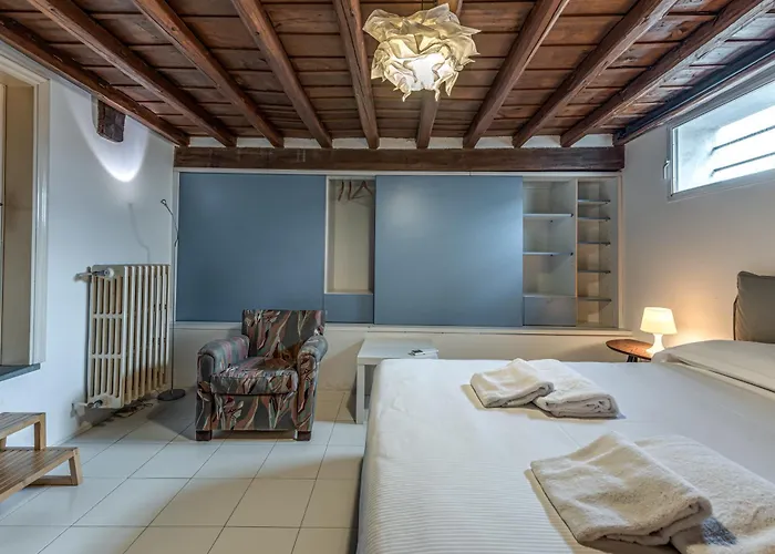 Calzaiuoli 10 - Boutique * 佛罗伦萨